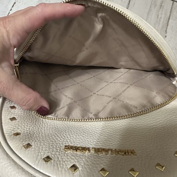 Michael Kors Abbey Backpack Gold Studded Cream Party Travel Woven Purse FLAW - Picture 8 of 10